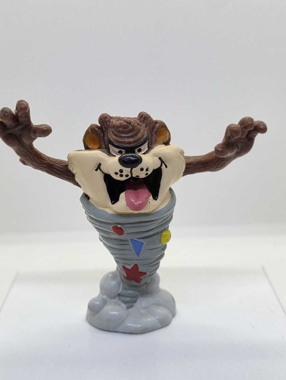 Looney Tunes Taz Tasmanian Devil  w/ Swirling Tornado Wirlwind Warner Brothers